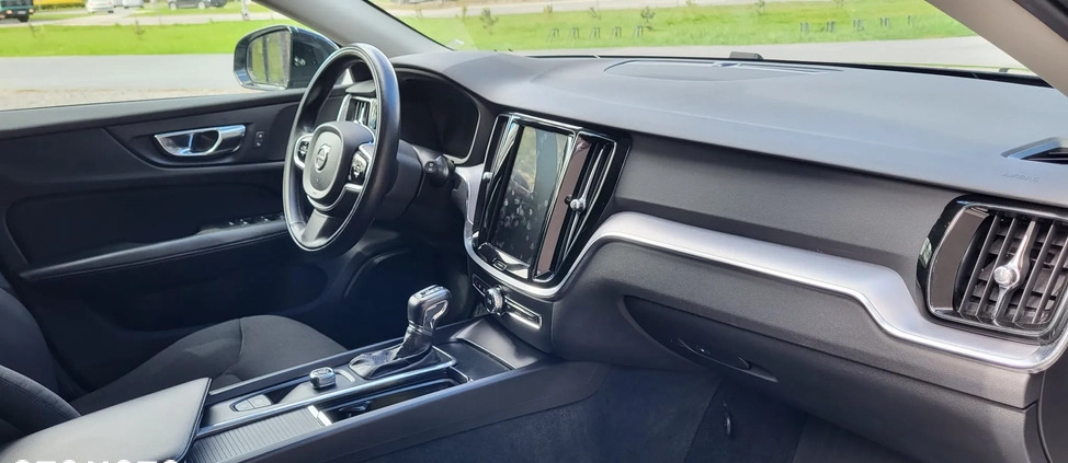 Volvo V60 cena 104550 przebieg: 77000, rok produkcji 2019 z Węgliniec małe 781